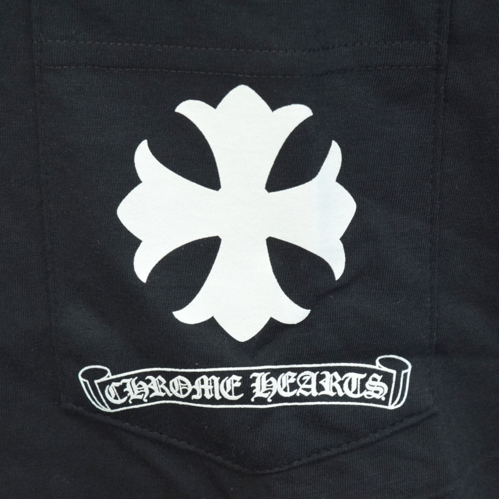 CHROME HEARTS(クロムハーツ) CHプラススクロールラベルプリント半袖Tシャツ ブラック